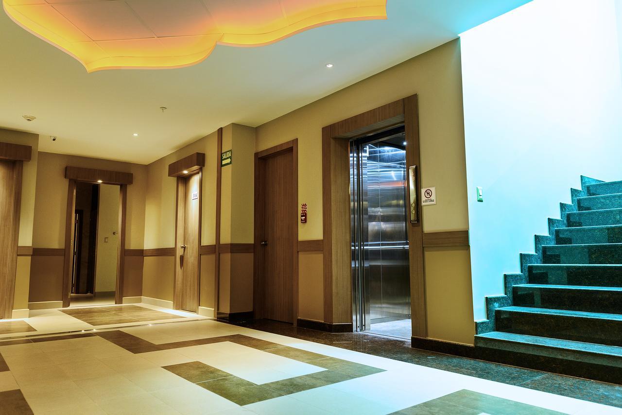 Np Hotel Y Suites Guayaquil Eksteriør billede
